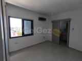 Lefkoşa Küçük Kaymaklı’da Dağ ve şehir manzaralı Türk Koçanlı Lüks Penthouse