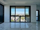 Lefkoşa'nin Merkezi kumsal Dereboyunda Şehir manzaralı 2+1 Yeni Daire