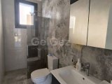Lefkoşa'nin Merkezi kumsalda 1+1 havuzlu penthouse