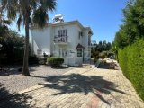Alsancak'ta satılık 3+1 villa
