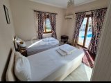 Girne, Alagadi'de günlük kiralık 3+1 villa