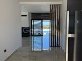 Girne, Alagadi'de Satılık 3+1 Lüks Villa - En İyi Kıyı Yaşamı! ????