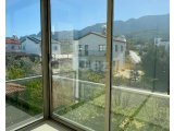 Girne, Alsancak'ta satılık 5+1 villa