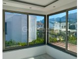 Girne, Alsancak'ta satılık 5+1 villa
