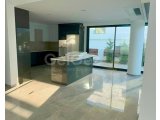 Girne, Bellapais'te satılık muhteşem, geniş 5+2 villa