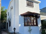 Girne, Bellapais bölgesinde satılık 3+1 villa