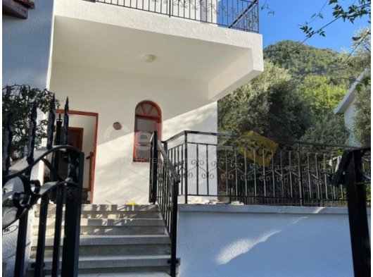 Girne, Bellapais bölgesinde satılık 3+1 villa