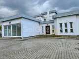 Girne Çaralköy'de satılık 5+2 villa