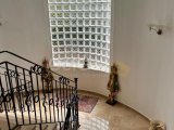 Girne Edremit bölgesinde satılık 5+1 villa