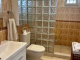 Girne Edremit bölgesinde satılık 5+1 villa