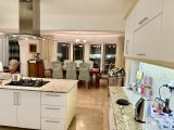 Girne Edremit bölgesinde satılık 5+1 villa