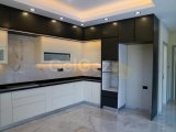 Girne ,Edremit bölgesinde satılık 4+1 muhteşem tripleks villa