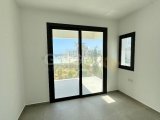 Girne esentepe bölgesinde satılık 2+1 penthouse daire