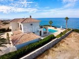 Girne Doğan köyde satılık 4+1 villa. Cıklos Yaffa villa