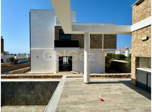 Girne, Esentepe bölgesinde satılık 3+1 villa