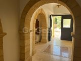 Girne, Esentepe bölgesinde satılık 4+1 villa