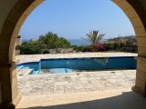 Girne, Esentepe bölgesinde satılık 4+1 villa