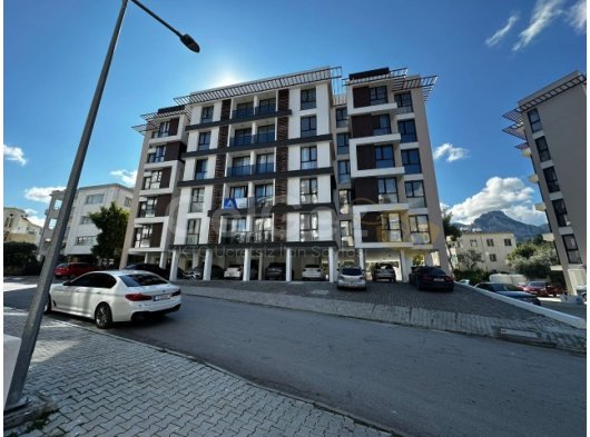 Girne Merkez'de satılık2++1 daire