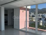 Girne Merkez'de satılık 2+1 dubleks penthouse daire