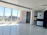 Girne Merkez'de satılık 2+1 dubleks penthouse daire