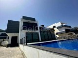 Girne, Karmi bölgesinde satılık 4+1 villalar 200m2