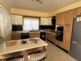 Girne, Lapta bölgesinde satılık 3+1 villa