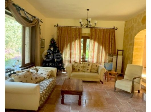 Girne İncesu - Malatya bölgesinde kiralık geniş 3+1 villa