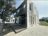 Girne, Ozanköy'de satılık 3+1 muhteşem villa