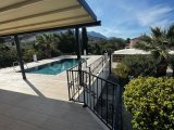 Girne, Zeytinlikte satılık 4+1 lüks villa