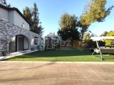 satılık 3+1villa girne alsancak bölgesi güneş enerjisi sistemi kış bahçeli 25 çeşit meyve ağacı geniş açık plan modern mutfak