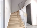 satılık 3+1villa girne alsancak bölgesi güneş enerjisi sistemi kış bahçeli 25 çeşit meyve ağacı geniş açık plan modern mutfak