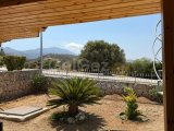 Girne Bahçeli bölgesinde satılık 3+1 villa