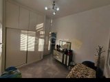 GAZİMAĞUSA MUTLUYAKA BÖLGESİ MÜSTAKİL EV 2+1 BÜYÜK BALKON GENİŞ BAHÇE