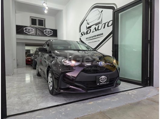 TIYITA YARIS HYBIRT