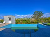 Girne, Alsancak'ta satılık muhteşem 5+2 villa