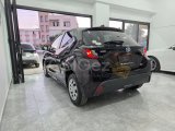 TIYITA YARIS HYBIRT