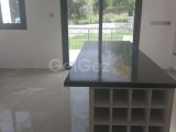 Girne, Alsancak bölgesinde satılık 4+1 yeni villa