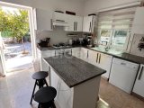 Girne, Alsancak'ta satılık 4+1 villa