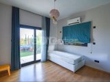 Girne, Alsancak'ta satılık muhteşem 5+2 villa
