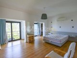 Girne, Alsancak'ta satılık muhteşem 5+2 villa