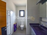 Girne, Alsancak'ta satılık muhteşem 5+2 villa