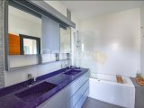 Girne, Alsancak'ta satılık muhteşem 5+2 villa