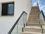 Girne,Esentepe, Bahcheli bölgesinde satılık 1+1 penthouse daire