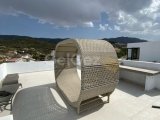 Girne,Esentepe, Bahcheli bölgesinde satılık 1+1 penthouse daire