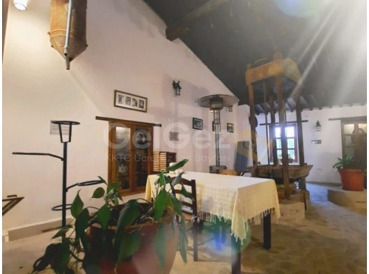 Girne, Bellapais'te satılık işyeri