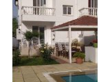 Girne, Çatalköy'de satılık 3+1 villa