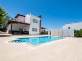 Girne, Çatalköy'de satılık 3+1 villa