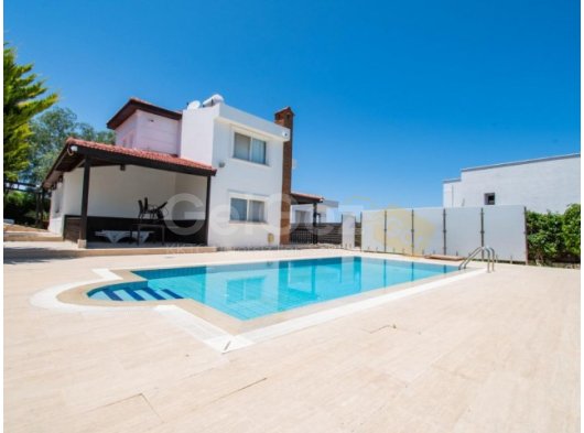 Girne, Çatalköy'de satılık 3+1 villa