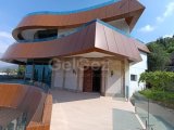 Girne, Edremit'te satılık 4+2 lüks villa