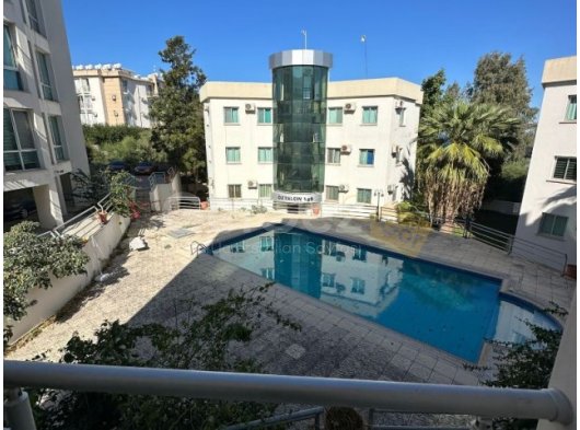 Girne Merkez'de satılık 2+1 daire